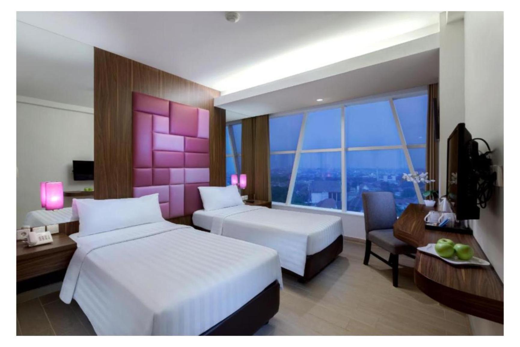 Quest Hotel Darmo - Surabaya By Aston Esterno foto