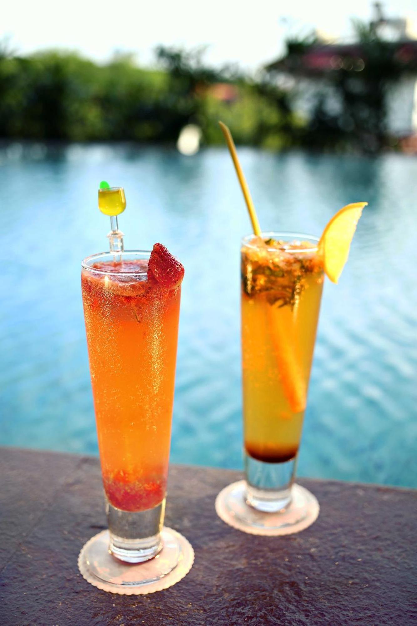 Quest Hotel Darmo - Surabaya By Aston Esterno foto