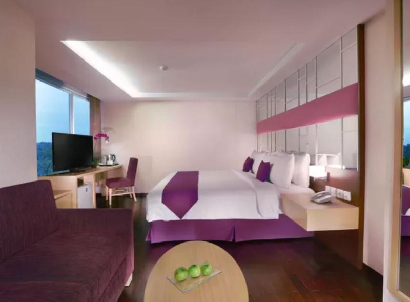 Quest Hotel Darmo - Surabaya By Aston Esterno foto