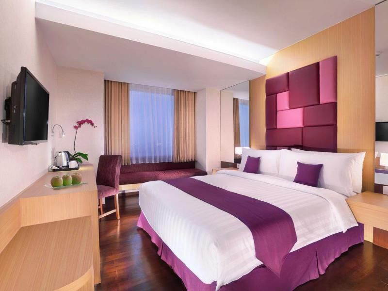 Quest Hotel Darmo - Surabaya By Aston Esterno foto