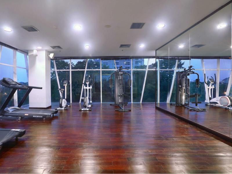 Quest Hotel Darmo - Surabaya By Aston Esterno foto